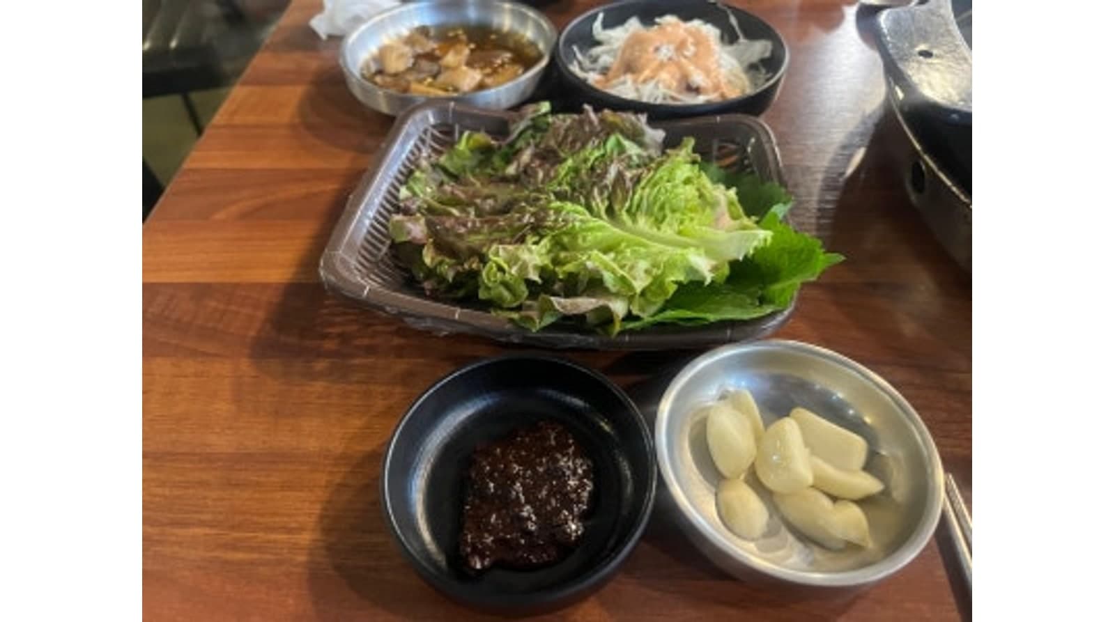 쌈채소와 곁들임 반찬 — 공개 방문 사진