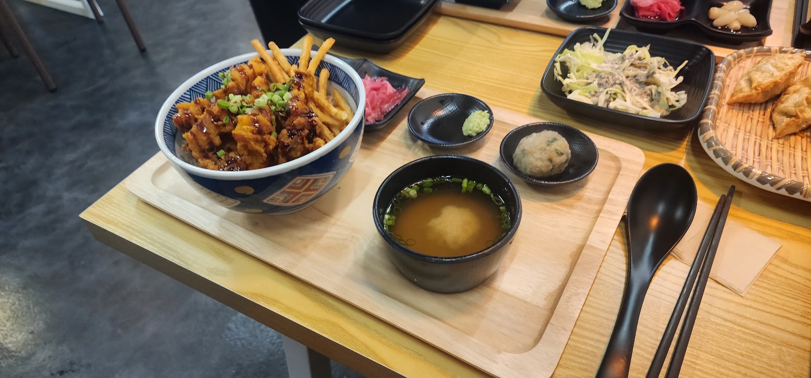 제주 장어덮밥 맛집, 한번 맛보고 기억에 남은 일익스프레스 신제주점 대표 이미지
